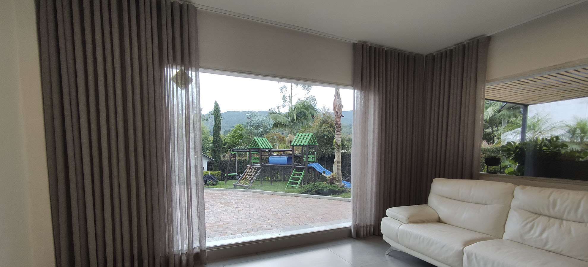 Cortinas y Persianas Luxury HS