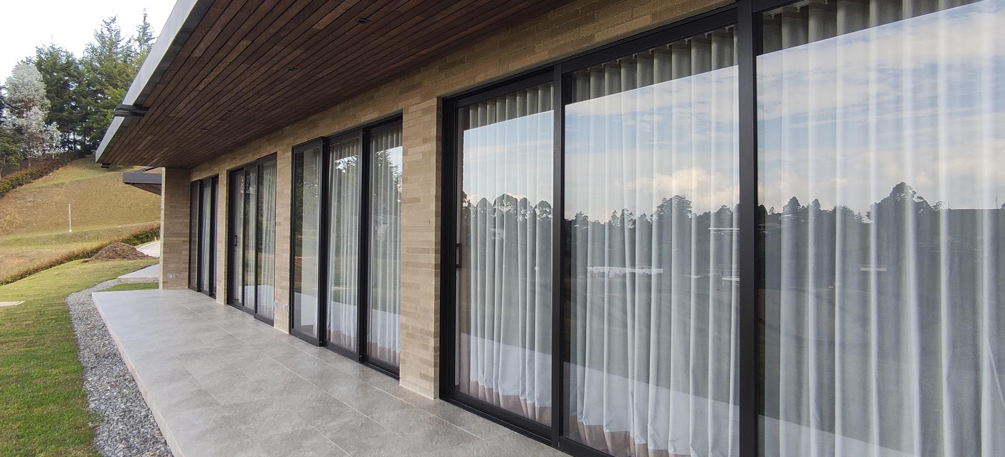 Cortinas y Persianas Luxury HS